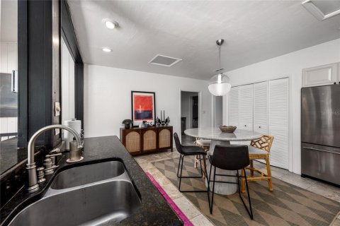 Casa en venta en Gainesville, Florida, 4 dormitorios, 325.99 m2 № 1775105 - foto 21
