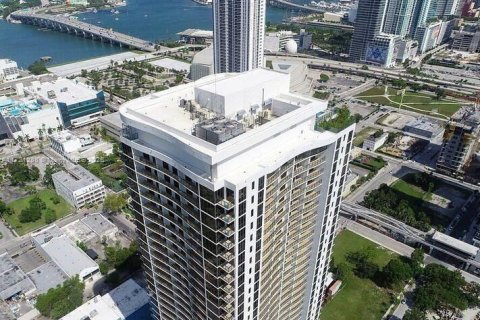 Купить кондоминиум в Майами, Флорида 2 комнаты, 79.62м2, № 1702399 - фото 28