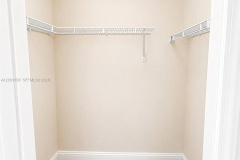 Copropriété à louer à Sunrise, Floride: 3 chambres, 118.08 m2 № 2346466 - photo 10