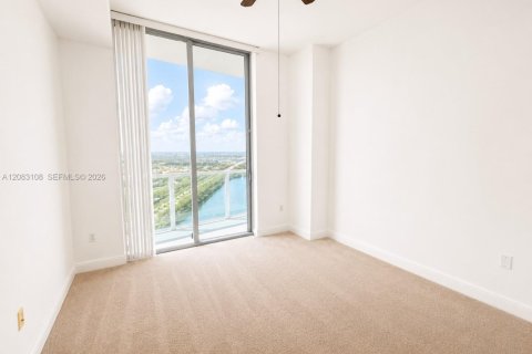 Copropriété à louer à Sunrise, Floride: 3 chambres, 118.08 m2 № 2346466 - photo 16