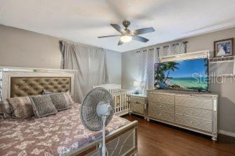 House in Bradenton, Florida 3 bedrooms, 108.23 sq.m. № 2216006 - photo 8