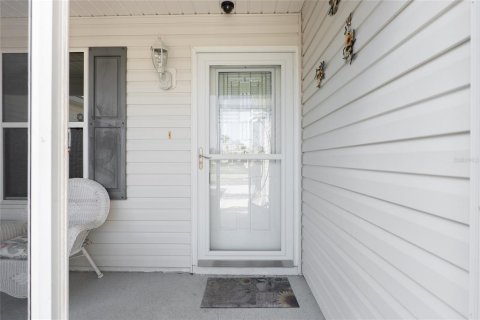 House in The Villages, Florida 3 bedrooms, 157.19 sq.m. № 1757903 - photo 6
