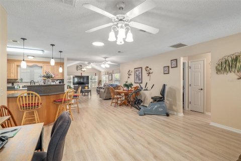 House in The Villages, Florida 3 bedrooms, 157.19 sq.m. № 1757903 - photo 28