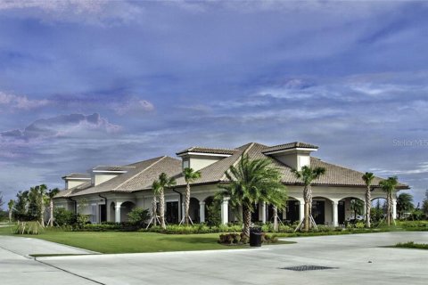 Condo in Lakewood Ranch, Florida, 2 bedrooms in LAKEWOOD NATIONAL  № 212922 - photo 22