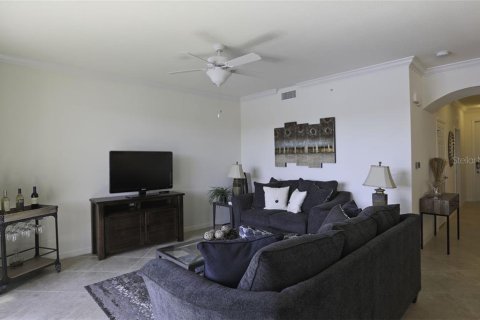 Condo in Lakewood Ranch, Florida, 2 bedrooms in LAKEWOOD NATIONAL  № 212922 - photo 18