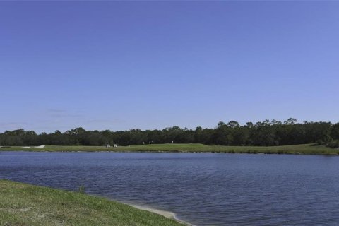 Condo in Lakewood Ranch, Florida, 2 bedrooms in LAKEWOOD NATIONAL  № 212922 - photo 20