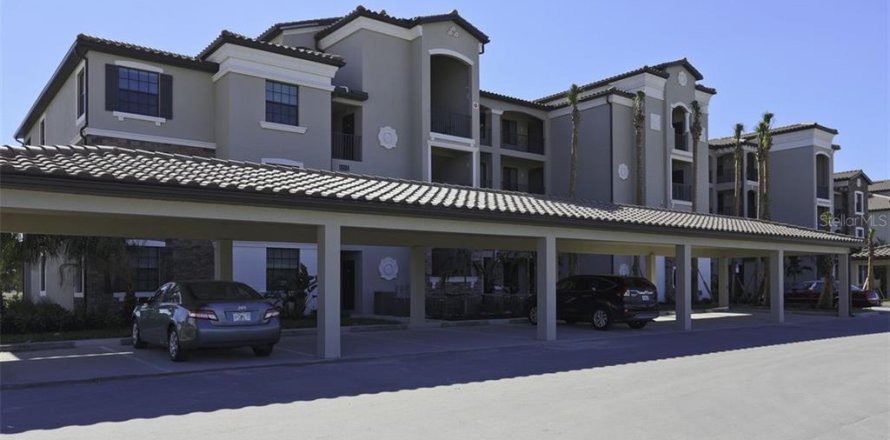 Condo in Lakewood Ranch, Florida, 2 bedrooms in LAKEWOOD NATIONAL № 212922