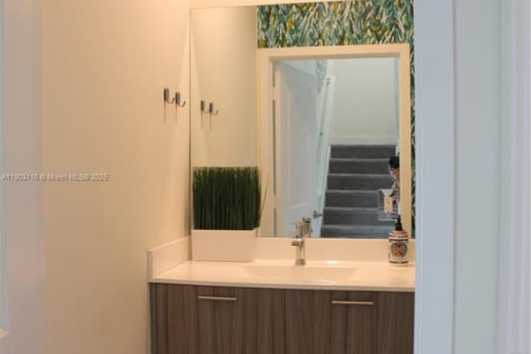 Touwnhouse à vendre à Doral, Floride: 3 chambres, 139.91 m2 № 1955706 - photo 18
