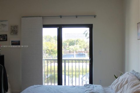 Touwnhouse à vendre à Doral, Floride: 3 chambres, 139.91 m2 № 1955706 - photo 8