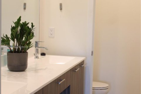 Touwnhouse à vendre à Doral, Floride: 3 chambres, 139.91 m2 № 1955706 - photo 9