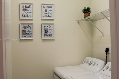 Touwnhouse à vendre à Doral, Floride: 3 chambres, 139.91 m2 № 1955706 - photo 17