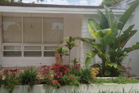 Commercial property in Miramar, Florida 1 bedroom, 154.03 sq.m. № 2260782 - photo 2
