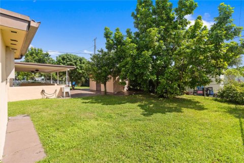 Villa ou maison à vendre à Miami, Floride: 3 chambres, 156.35 m2 № 1932396 - photo 29