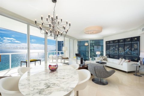 Copropriété à vendre à Sunny Isles Beach, Floride: 3 chambres, 207.17 m2 № 1978472 - photo 6
