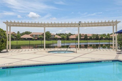 Touwnhouse à vendre à Orlando, Floride: 4 chambres, 198.25 m2 № 1826332 - photo 5