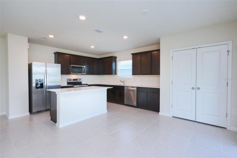 Villa ou maison à louer à Davenport, Floride: 4 chambres, 204.66 m2 № 2113354 - photo 17