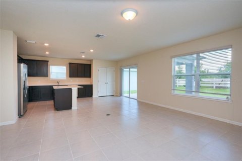 Villa ou maison à louer à Davenport, Floride: 4 chambres, 204.66 m2 № 2113354 - photo 12