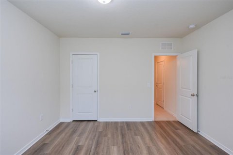 Villa ou maison à louer à Davenport, Floride: 4 chambres, 204.66 m2 № 2113354 - photo 11