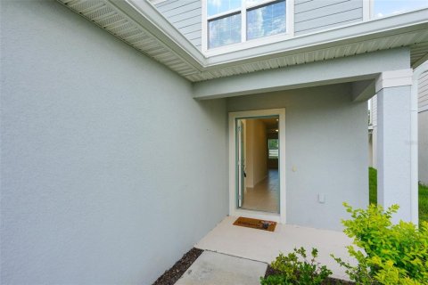 Villa ou maison à louer à Davenport, Floride: 4 chambres, 204.66 m2 № 2113354 - photo 4