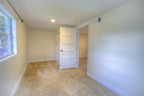 House in Tampa, Florida 3 bedrooms, 104.89 sq.m. № 1879634 - photo 7