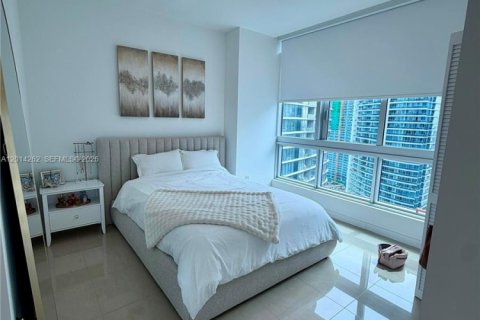 Condo in Miami, Florida, 1 bedroom  № 2248590 - photo 8