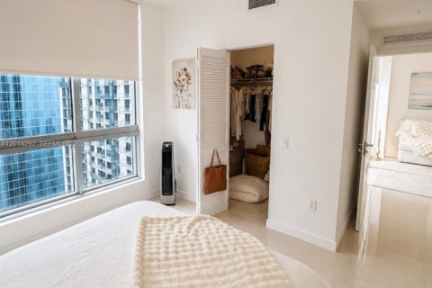 Condo in Miami, Florida, 1 bedroom  № 2248590 - photo 7