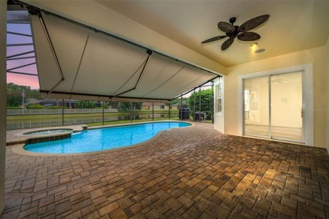 Villa ou maison à vendre à Land O' Lakes, Floride: 4 chambres, 306.67 m2 № 1918282 - photo 13