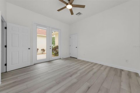 Villa ou maison à vendre à Land O' Lakes, Floride: 4 chambres, 306.67 m2 № 1918282 - photo 21