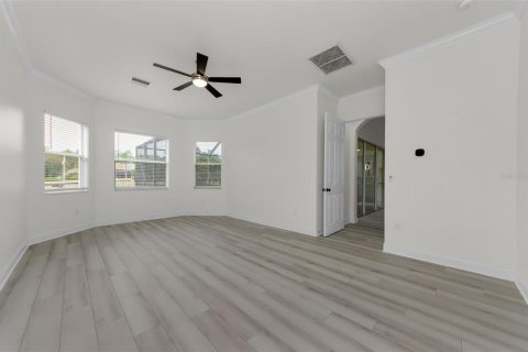 Villa ou maison à vendre à Land O' Lakes, Floride: 4 chambres, 306.67 m2 № 1918282 - photo 23