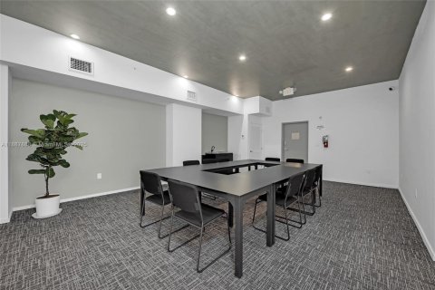 Copropriété à louer à North Miami, Floride: 2 chambres, 69.68 m2 № 1941781 - photo 16