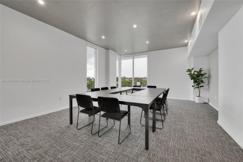 Copropriété à louer à North Miami, Floride: 2 chambres, 69.68 m2 № 1941781 - photo 15