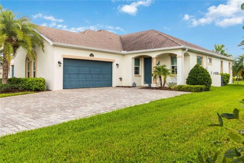 Duplex in Melbourne, Florida 2 bedrooms, 160.26 sq.m. № 1902699 - photo 1