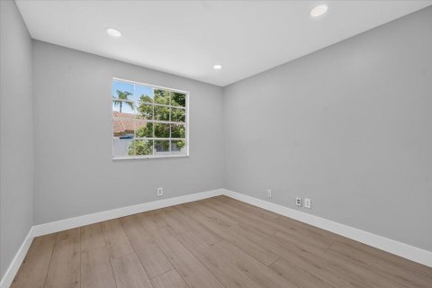 Touwnhouse à vendre à Boca Raton, Floride: 3 chambres, 113.99 m2 № 2338733 - photo 21