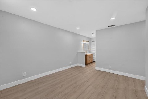 Touwnhouse à vendre à Boca Raton, Floride: 3 chambres, 113.99 m2 № 2338733 - photo 14