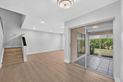 Touwnhouse à vendre à Boca Raton, Floride: 3 chambres, 113.99 m2 № 2338733 - photo 3