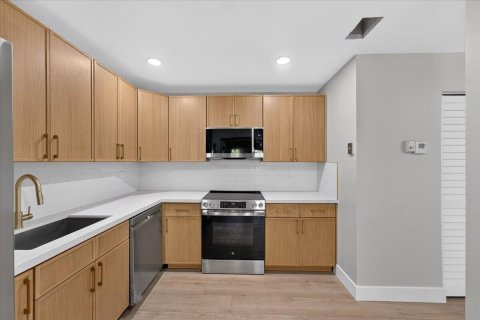 Touwnhouse à vendre à Boca Raton, Floride: 3 chambres, 113.99 m2 № 2338733 - photo 9