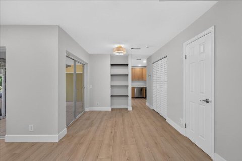 Touwnhouse à vendre à Boca Raton, Floride: 3 chambres, 113.99 m2 № 2338733 - photo 6