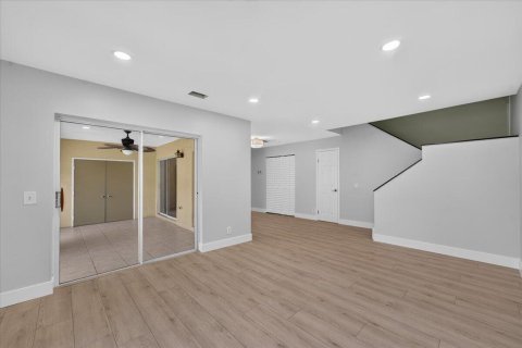 Touwnhouse à vendre à Boca Raton, Floride: 3 chambres, 113.99 m2 № 2338733 - photo 2