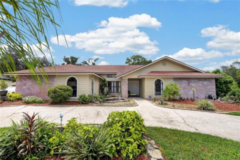 Casa en Plant City, Florida 4 dormitorios, 203.08 m2 № 2321553