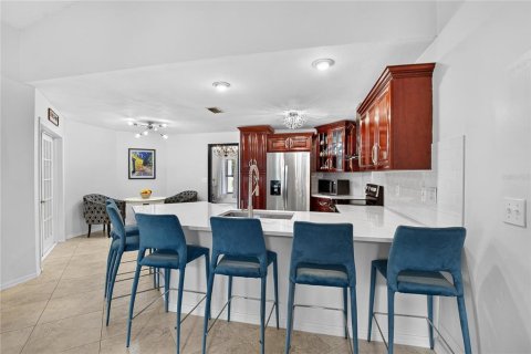 Villa ou maison à vendre à Plant City, Floride: 4 chambres, 203.08 m2 № 2321553 - photo 26