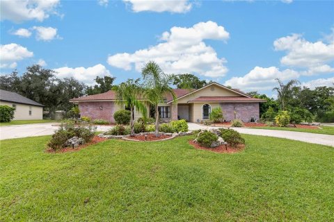 Villa ou maison à vendre à Plant City, Floride: 4 chambres, 203.08 m2 № 2321553 - photo 9