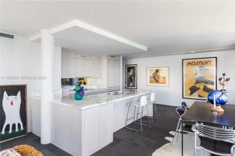 Copropriété à vendre à Miami, Floride: 1 chambre, 114.27 m2 № 1986685 - photo 6