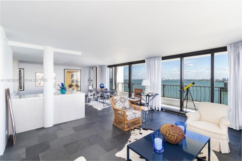 Copropriété à vendre à Miami, Floride: 1 chambre, 114.27 m2 № 1986685 - photo 5