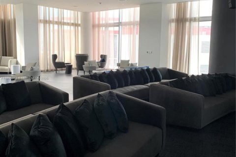 Copropriété à louer à Miami, Floride: 1 chambre, 87.05 m2 № 1946859 - photo 24