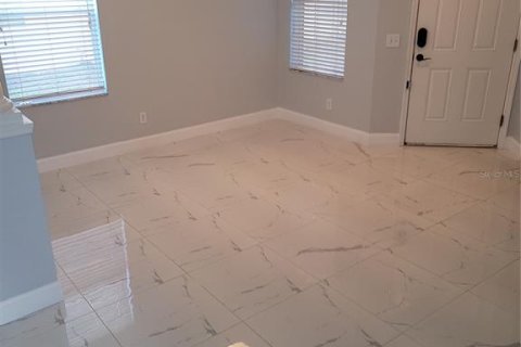 House in Land O' Lakes, Florida 5 bedrooms, 214.6 sq.m. № 2377961 - photo 20