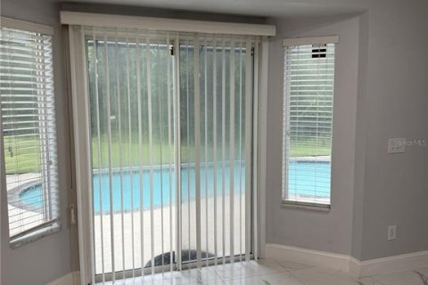 House in Land O' Lakes, Florida 5 bedrooms, 214.6 sq.m. № 2377961 - photo 26