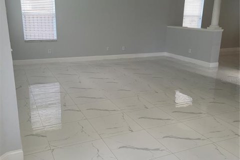 House in Land O' Lakes, Florida 5 bedrooms, 214.6 sq.m. № 2377961 - photo 19