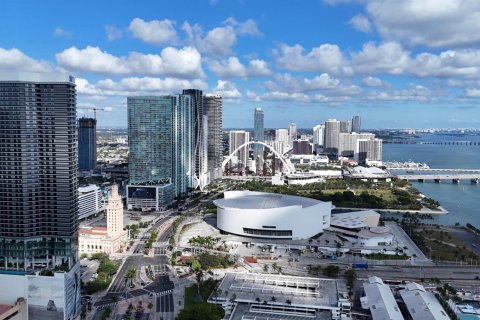 Condo in Miami, Florida, 1 bedroom  № 2087055