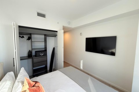 Condo in Miami, Florida, 1 bedroom  № 2087055 - photo 13