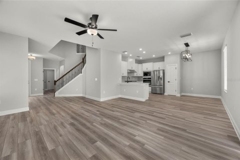 Casa en venta en Kissimmee, Florida, 4 dormitorios, 200.48 m2 № 1908226 - foto 3